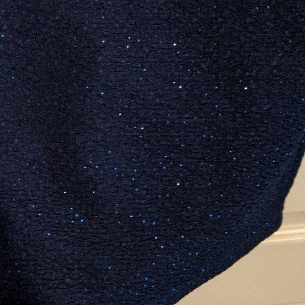Beautiful evening dress - Picture 3 of 10